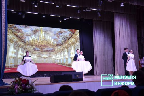 Победители и призеры фестиваля танца были награждены дипломами и денежными вознаграждениями