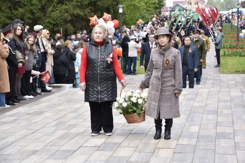 Возложение цветов в честь 80-летия Победы