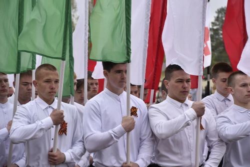 Смотр строевой подготовки  на параде в честь 80-летия Великой Победы и награждение