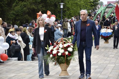Возложение цветов в честь 80-летия Победы