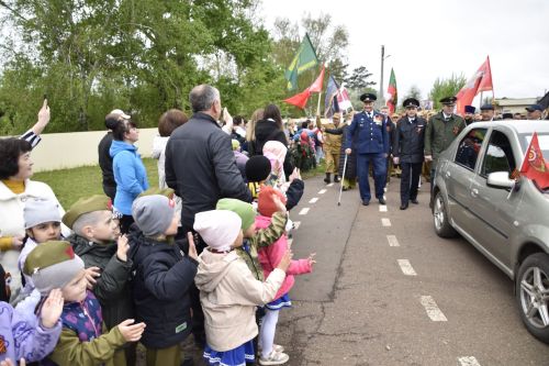 9 Мая в Мензелинске царил праздничный дух