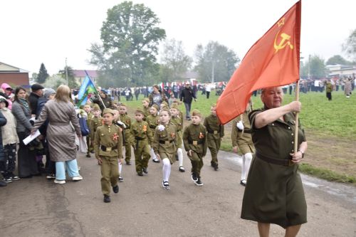 Смотр строевой подготовки  на параде в честь 80-летия Великой Победы и награждение