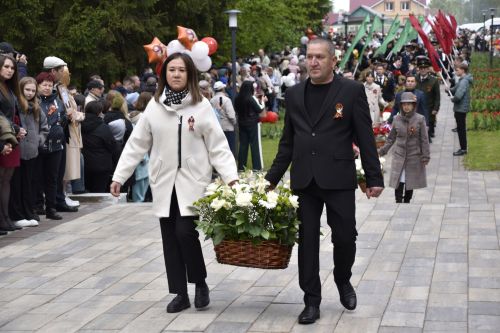 Возложение цветов в честь 80-летия Победы