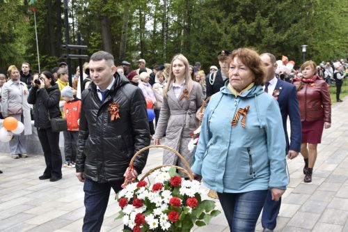 Возложение цветов в честь 80-летия Победы