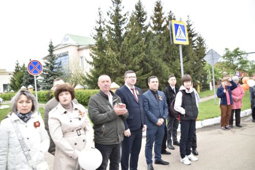 9 Мая в Мензелинске царил праздничный дух