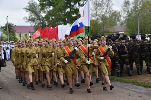 Смотр строевой подготовки  на параде в честь 80-летия Великой Победы и награждение