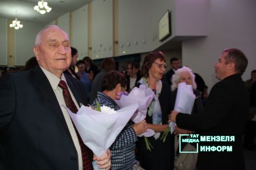 Торжественное награждение работников образования Мензелинского района