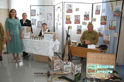 Оригинальная выставка в Дворце культуры Мензелинска