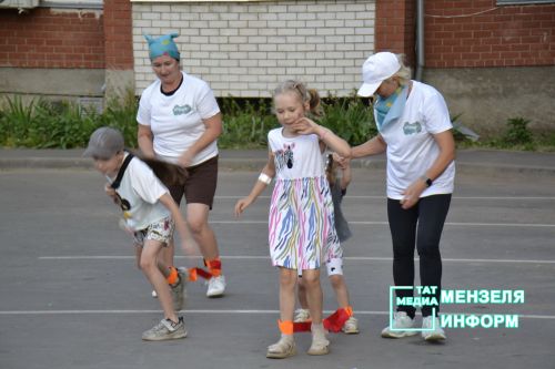 Повод для встреч и новых знакомств: В мензелинске прошел праздник двора