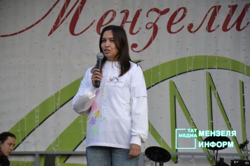 В Мензелинске прошел фестиваль "Открытый микрофон"