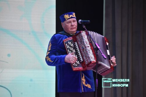 «Балкыш» зажег сердца: пожилые Мензелинского района показали, на&nbsp;что способны