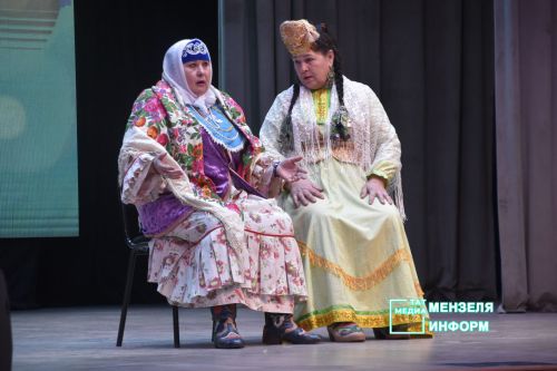 «Балкыш» зажег сердца: пожилые Мензелинского района показали, на&nbsp;что способны