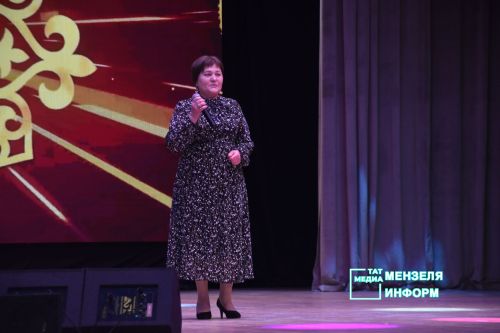 «Балкыш» зажег сердца: пожилые Мензелинского района показали, на&nbsp;что способны