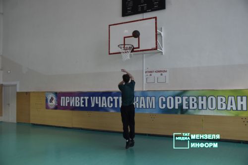 В Мензелинске прошли спортивные баталии в честь Дня защитника Отечества