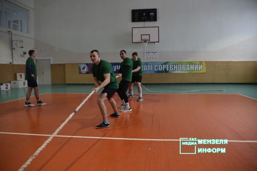 В Мензелинске прошли спортивные баталии в честь Дня защитника Отечества