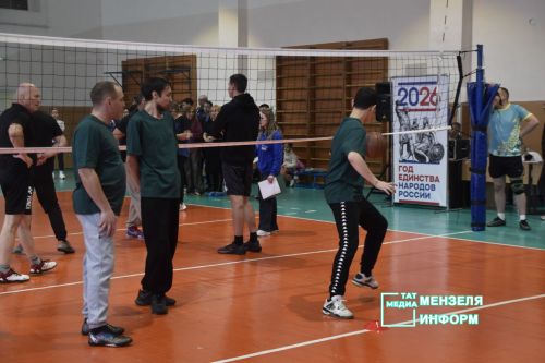 В Мензелинске прошли спортивные баталии в честь Дня защитника Отечества
