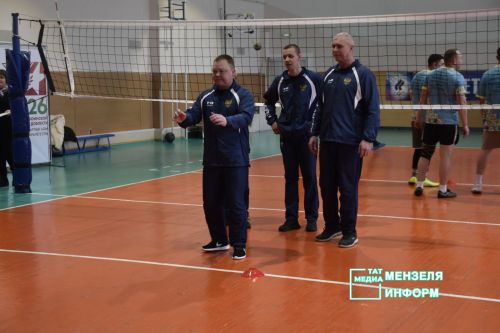 В Мензелинске прошли спортивные баталии в честь Дня защитника Отечества