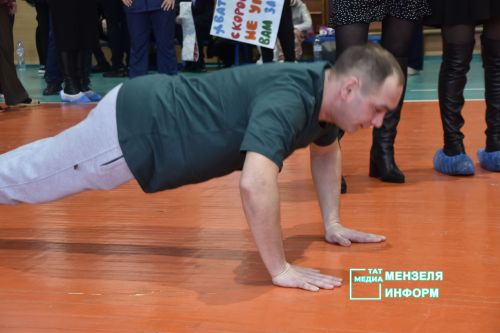В Мензелинске прошли спортивные баталии в честь Дня защитника Отечества
