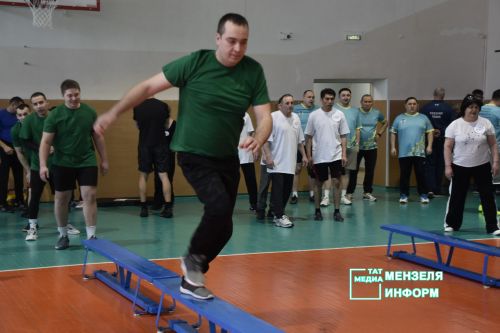 В Мензелинске прошли спортивные баталии в честь Дня защитника Отечества