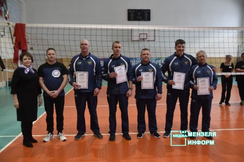 В Мензелинске прошли спортивные баталии в честь Дня защитника Отечества
