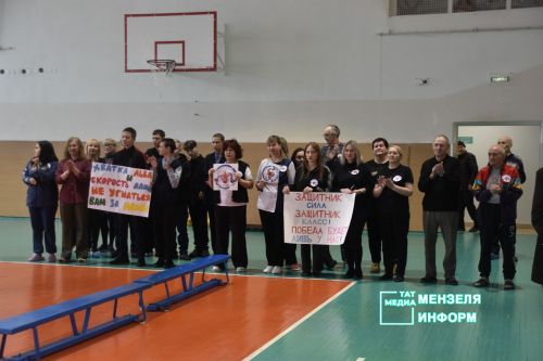 В Мензелинске прошли спортивные баталии в честь Дня защитника Отечества