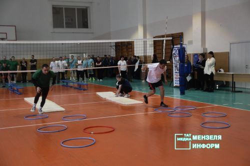 В Мензелинске прошли спортивные баталии в честь Дня защитника Отечества