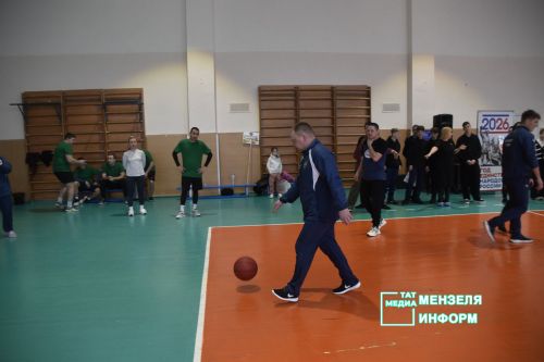 В Мензелинске прошли спортивные баталии в честь Дня защитника Отечества