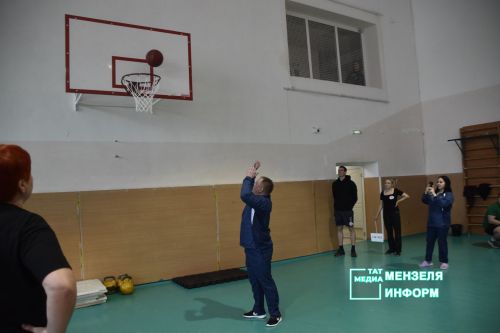 В Мензелинске прошли спортивные баталии в честь Дня защитника Отечества
