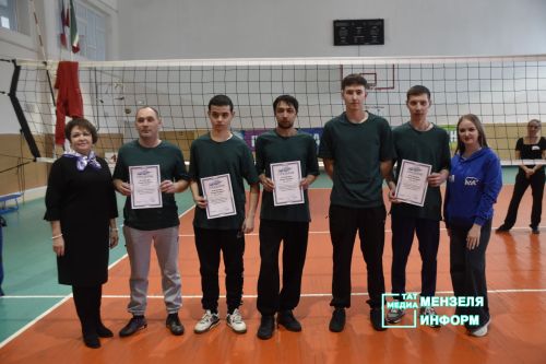 В Мензелинске прошли спортивные баталии в честь Дня защитника Отечества
