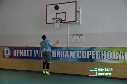 В Мензелинске прошли спортивные баталии в честь Дня защитника Отечества