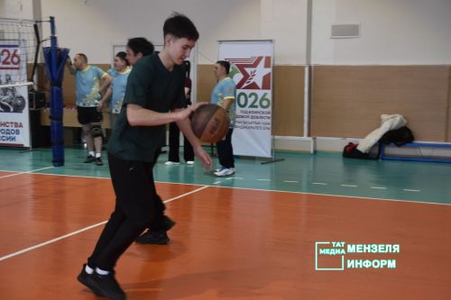 В Мензелинске прошли спортивные баталии в честь Дня защитника Отечества