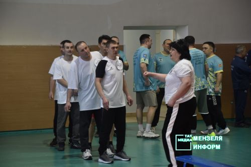 В Мензелинске прошли спортивные баталии в честь Дня защитника Отечества