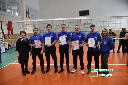 В Мензелинске прошли спортивные баталии в честь Дня защитника Отечества