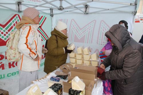 В Мензелинске прошла сельскохозяйственная ярмарка