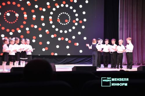 В Мензелинске прошёл фестиваль детского творчества «Весенняя капель— Язгы тамчы 2026»