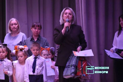 В Мензелинске прошёл фестиваль детского творчества «Весенняя капель— Язгы тамчы 2026»