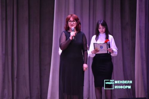 В Мензелинске прошёл фестиваль детского творчества «Весенняя капель— Язгы тамчы 2026»