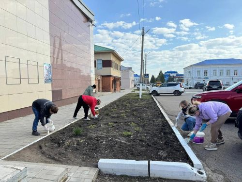 В Мензелинском районе активно проходит двухмесячник по очистке