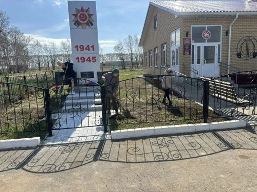 В Мензелинском районе активно проходит двухмесячник по очистке