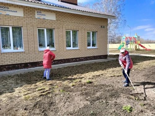 В Мензелинском районе активно проходит двухмесячник по очистке