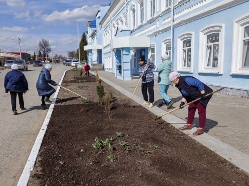 В Мензелинском районе активно проходит двухмесячник по очистке