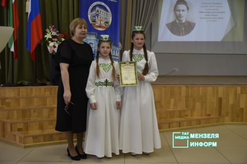 «Шагыйрь рухы безнең күңелләрдә»: итоги фестиваля в школе № 1