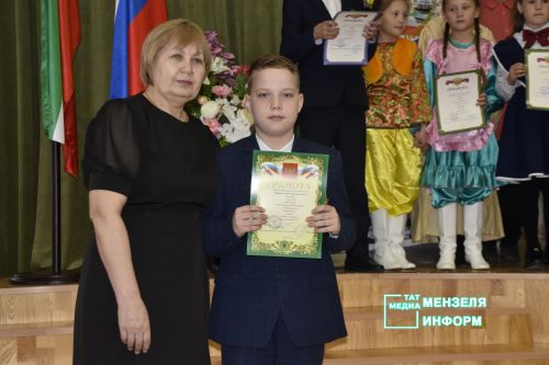 «Шагыйрь рухы безнең күңелләрдә»: итоги фестиваля в школе № 1