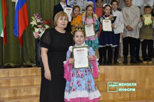 «Шагыйрь рухы безнең күңелләрдә»: итоги фестиваля в школе № 1