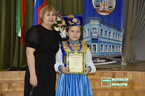 «Шагыйрь рухы безнең күңелләрдә»: итоги фестиваля в школе № 1