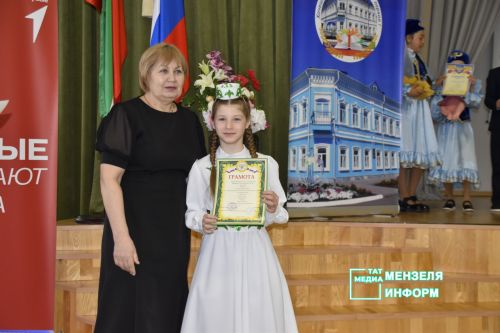 «Шагыйрь рухы безнең күңелләрдә»: итоги фестиваля в школе № 1