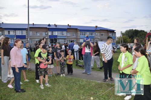 В Мензелинске состоялся праздник добрососедства «Күршеләр — Соседи»