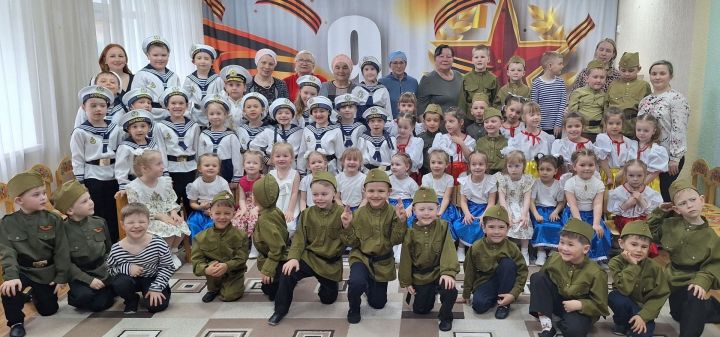 Трогательный концерт-конкурс песен военных лет прошел в детсаду №5 «Зоренька» Мензелинска