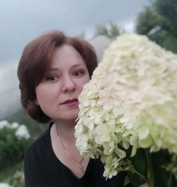 Семья Симановых из Мензелинска превратила свой сад в настоящее царство гортензий