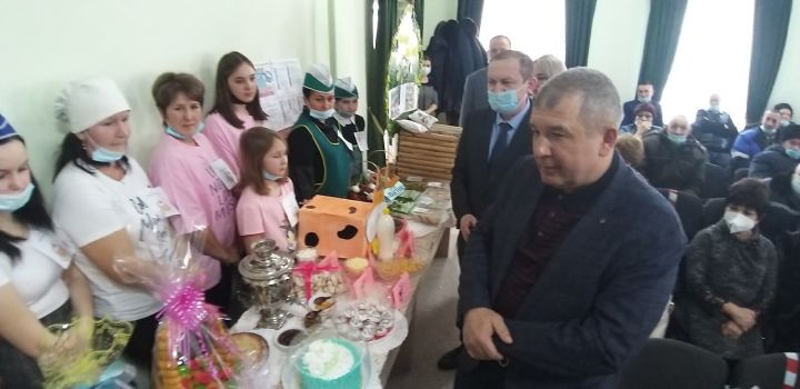 В селе Гулюково обсудили проблемы сообща